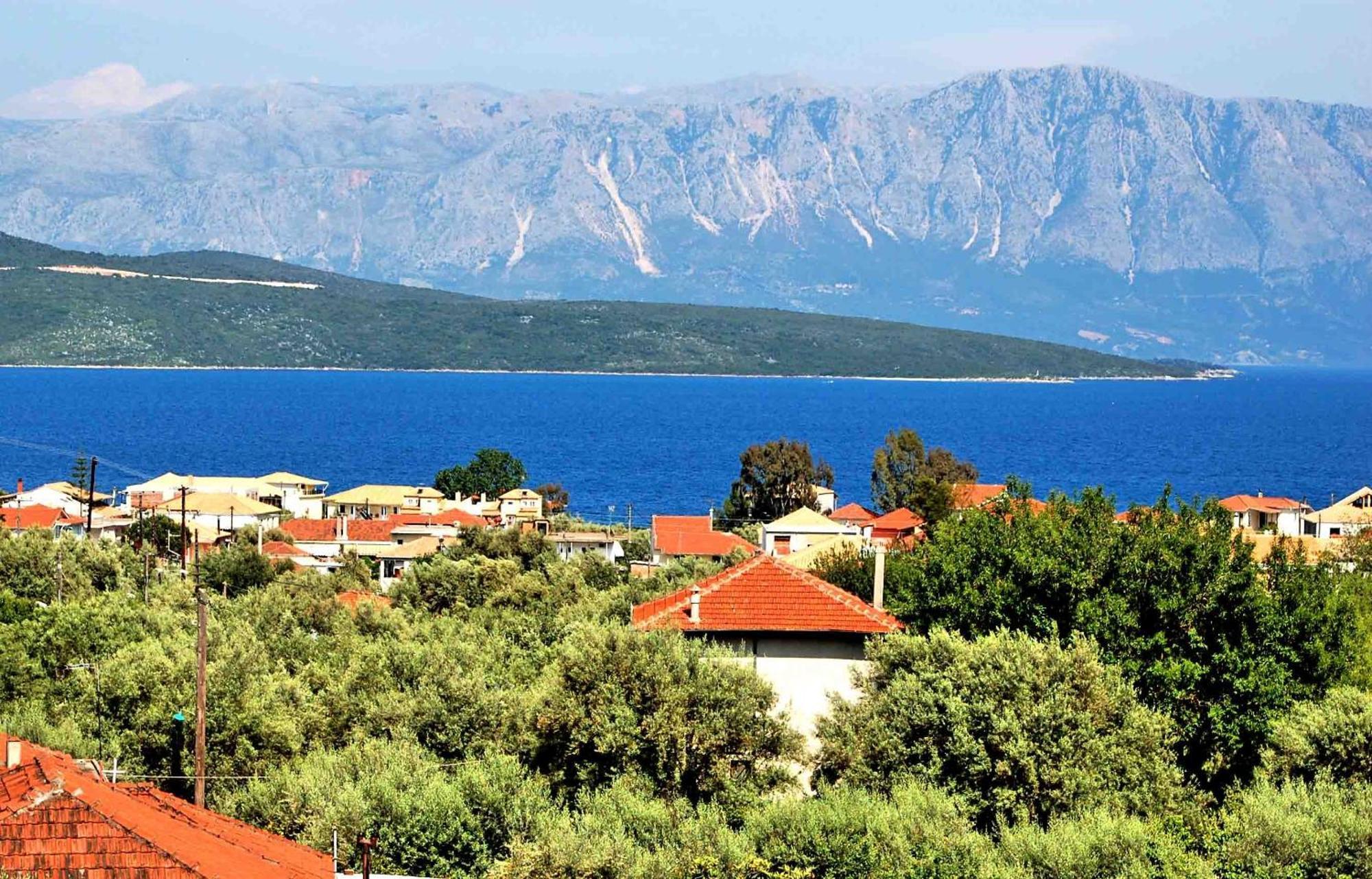 Villa Diana Nikiana Exterior photo